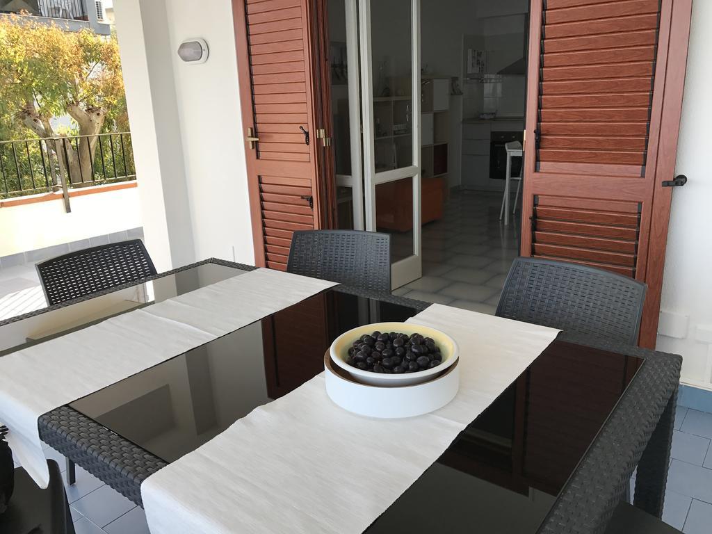 Casa Paloma Apartment Letojanni Exterior foto